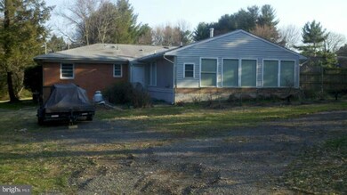 14610 Peach Orchard Rd, Silver Spring, MD 20905 - photo 5