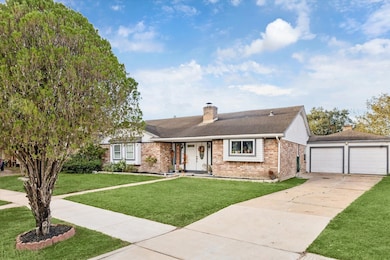 10402 Huntington Point Dr, Houston, TX 77099 - photo 3