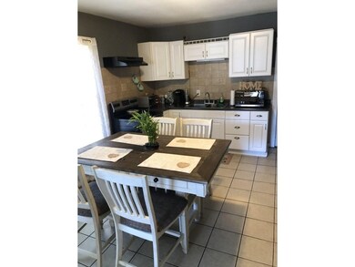 1422 Worcester St unit 1424, Indian Orchard, MA 01151 - photo 3