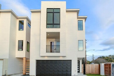 820 Wakefield Dr unit B, Houston, TX 77018 - photo 2