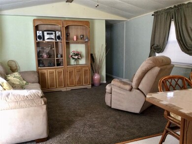 17715 SW 45th Place, Dunnellon, FL 34432 - photo 4