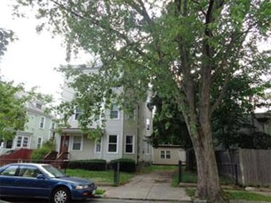 52 Garfield Ave, Medford, MA 02155 - photo 4