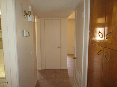 129 W Juniper (4)