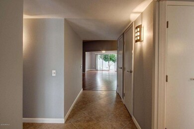 10920 W Thunderbird Blvd unit 17F, Sun City, AZ 85351 - photo 3