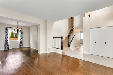 24340 Hemlock Dr, Plainfield, IL 60585 - photo 3