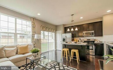 2714 Theresa Ln, Baltimore, MD 21227 - photo 6