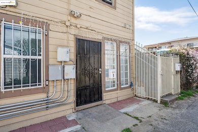 1820 International Blvd, Oakland, CA 94606 - photo 3