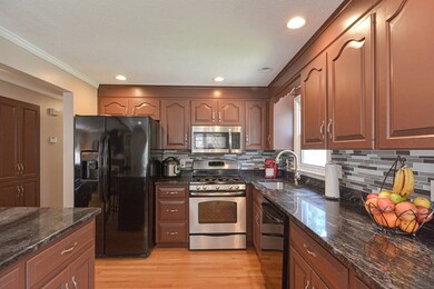 6 Cook St, Shrewsbury, MA 01545 - photo 5