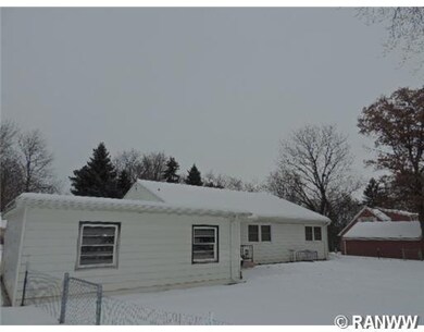 1318 11th Ave E, Menomonie, WI 54751 - photo 2