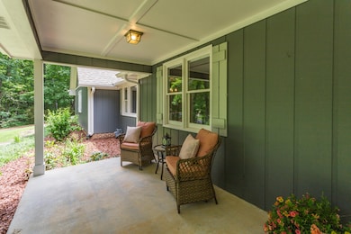 1200 Laurel Springs HD-16