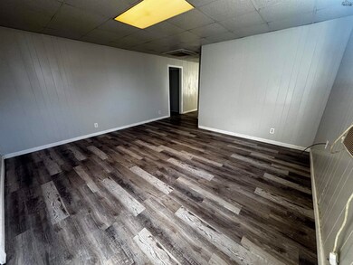 3201 Southwest Dr unit 5, Wichita Falls, TX 76306 - photo 4