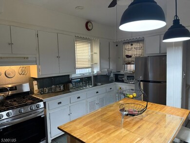 70-72 Girard Place, Newark, NJ 07108 - photo 7