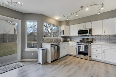 Beautiful updated kitchen!