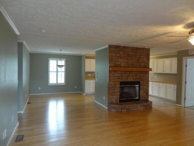 78 Keagle Farm Rd, Crossville, TN 38571 - photo 7