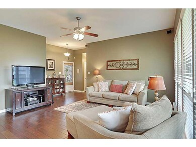 Photo. LIving Room