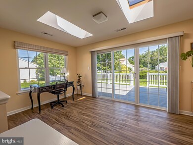 77 Knollwood Dr, Woodbury, NJ 08096 - photo 6