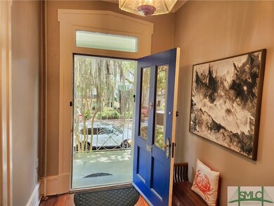 114 E Jones St unit B, Savannah, GA 31401 - photo 4