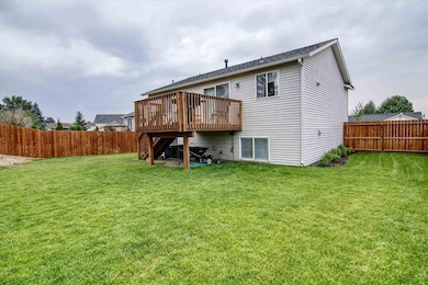 1012 N Christopher St, Medical Lake, WA 99022 - photo 2