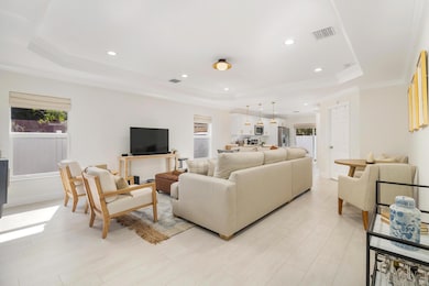 3805 Russell Ave, West Palm Beach, FL 33405 - photo 4