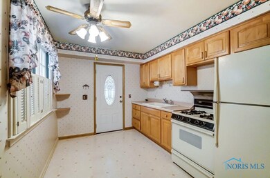 2622 102nd St, Toledo, OH 43611 - photo 4