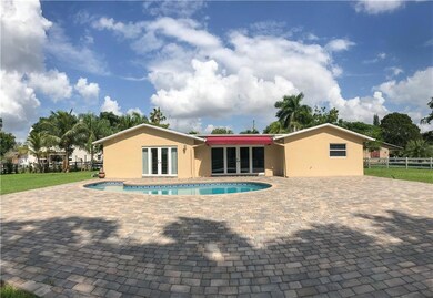 18510 SW 58th St, Southwest Ranches, FL 33332 - photo 5