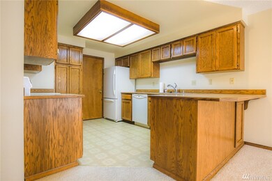 501 Forest Cir unit D, Lynden, WA 98264 - photo 3