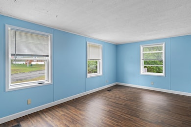 11 S Cranberry Ln, Rochester, NH 03867 - photo 6