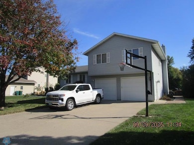 1440 15th St N, Wahpeton, ND 58075 - photo 2