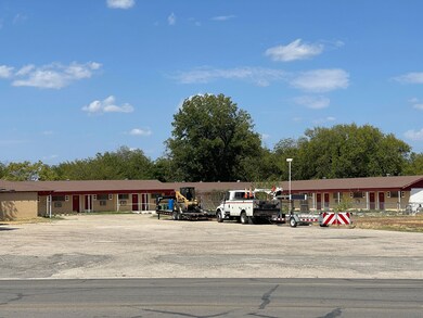 1520 Main St, Junction, TX 76849 - photo 5