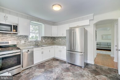 4601 Parkmont Ave, Baltimore, MD 21206 - photo 7