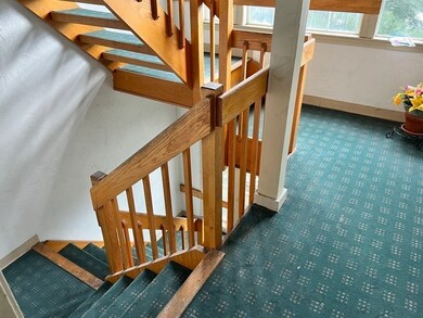 18 Windsor St, Worcester, MA 01605 - photo 5