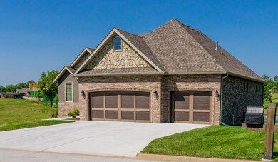 1277 S Amber Ridge Dr, Nixa, MO 65714 - photo 2