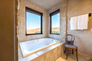 14400 E Shoestring Rd, Bliss, ID 83314 - photo 7