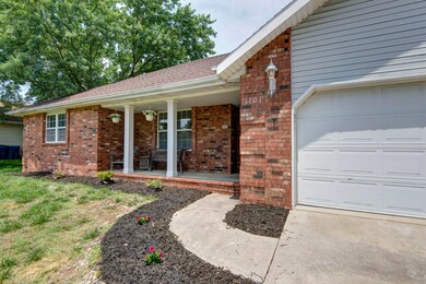 1101 W Verna Ln, Nixa, MO 65714 - photo 2