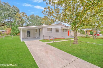 4457 Ish Brant Rd W, Jacksonville, FL 32210 - photo 2