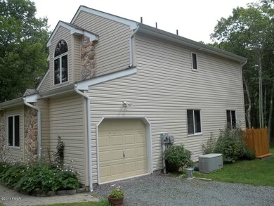 123 Harmony Dr, Hawley, PA 18428 - photo 3