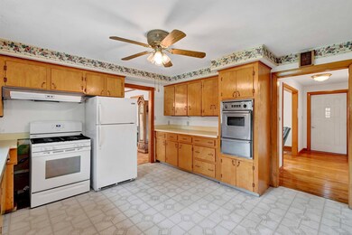 80 Packers Falls Rd, Newmarket, NH 03857 - photo 4