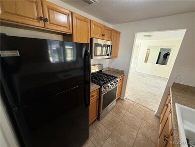 9340 N Citrus Springs Blvd, Citrus Springs, FL 34434 - photo 5