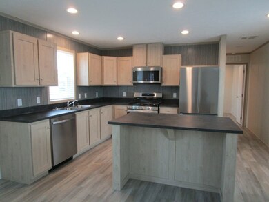 23604 Matts Dr unit 63, Brownstown Township, MI 48174 - photo 3