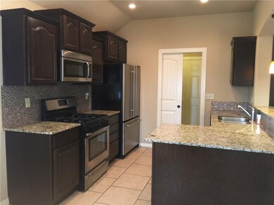 2853 W Miramar Dr, Fayetteville, AR 72704 - photo 7