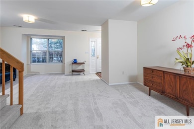 2002 Sandlewood Ct, Monmouth Junction, NJ 08852 - photo 4