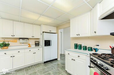 1061 E McAdoo Way Wasilla AK-large-016-K