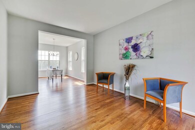 19321 Moon Ridge Dr, Gaithersburg, MD 20878 - photo 4