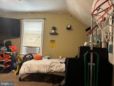 10 Cliff St, Trenton, NJ 08611 - photo 6