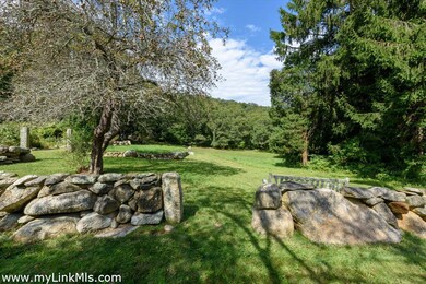 73, 72, 83, 89, 9 Red Farm Road and Kelly Ln, West Tisbury, MA 02575 - photo 5