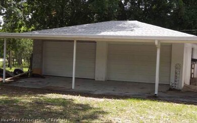 1810 Citadel St, Lake Placid, FL 33852 - photo 2