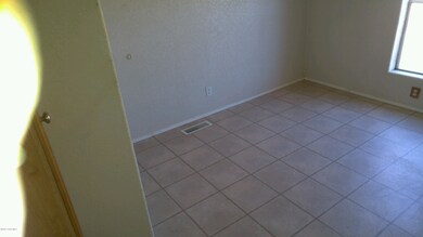 4550 W Duane Ln, Paulden, AZ 86334 - photo 6