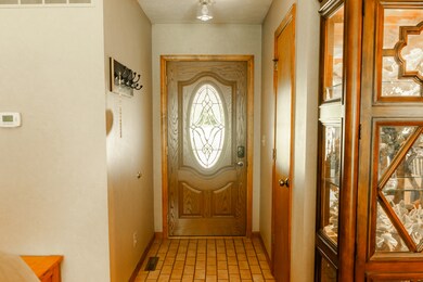 6501 W Ohio Ridge Rd, Columbus, IN 47201 - photo 6