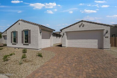 17118 W Hackamore Dr, Surprise, AZ 85387 - photo 2