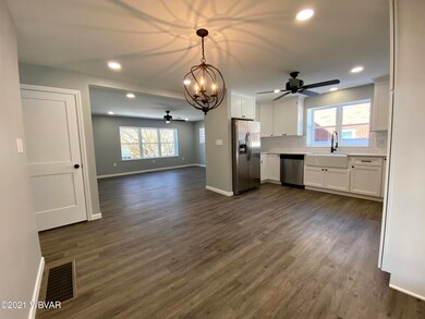 224 Center St, Lock Haven, PA 17745 - photo 5